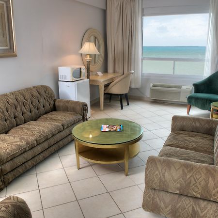 Ramada By Wyndham Princess Kota Belize Ruang foto