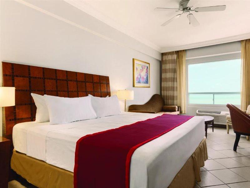 Ramada By Wyndham Princess Kota Belize Bagian luar foto