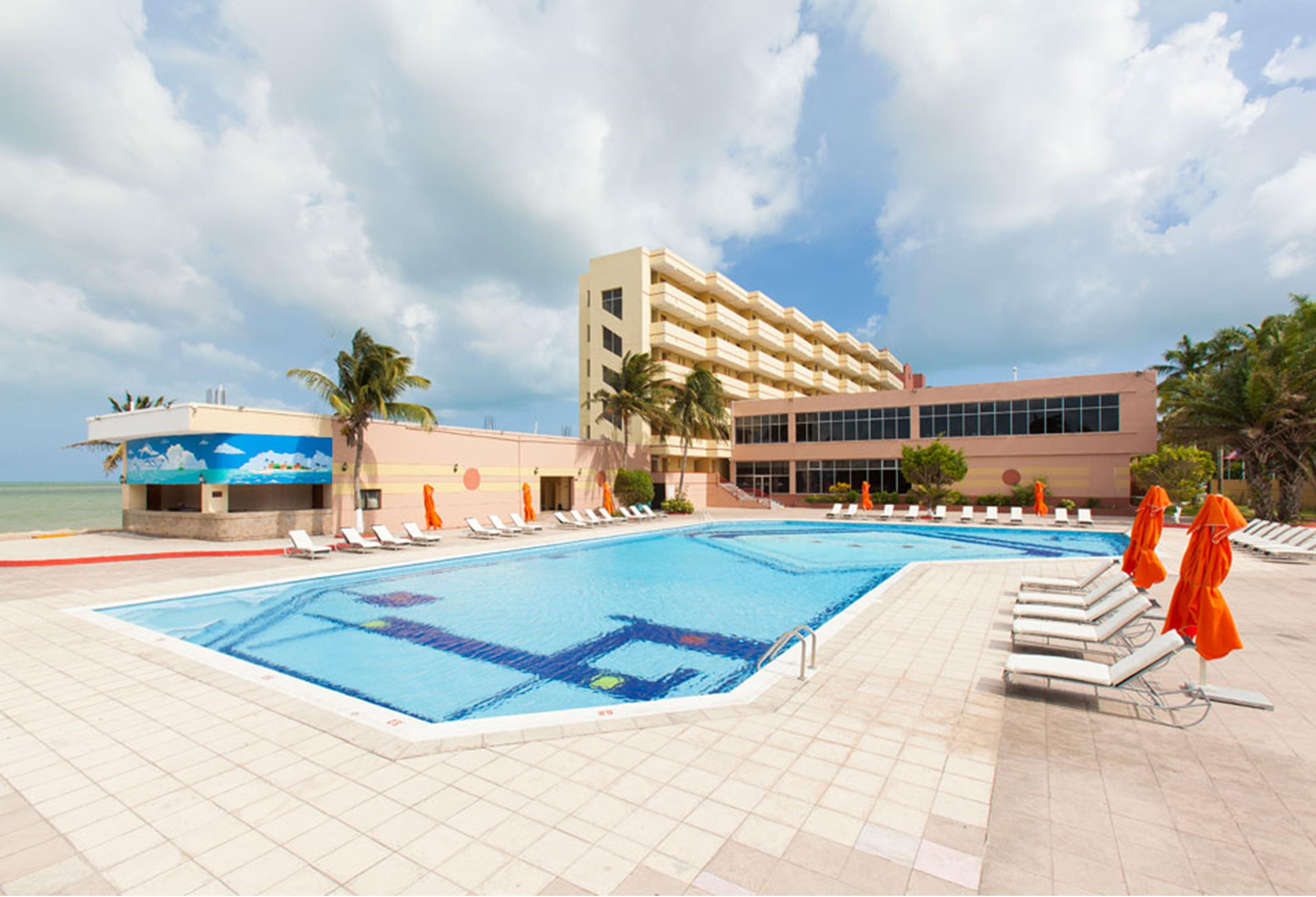 Ramada By Wyndham Princess Kota Belize Bagian luar foto